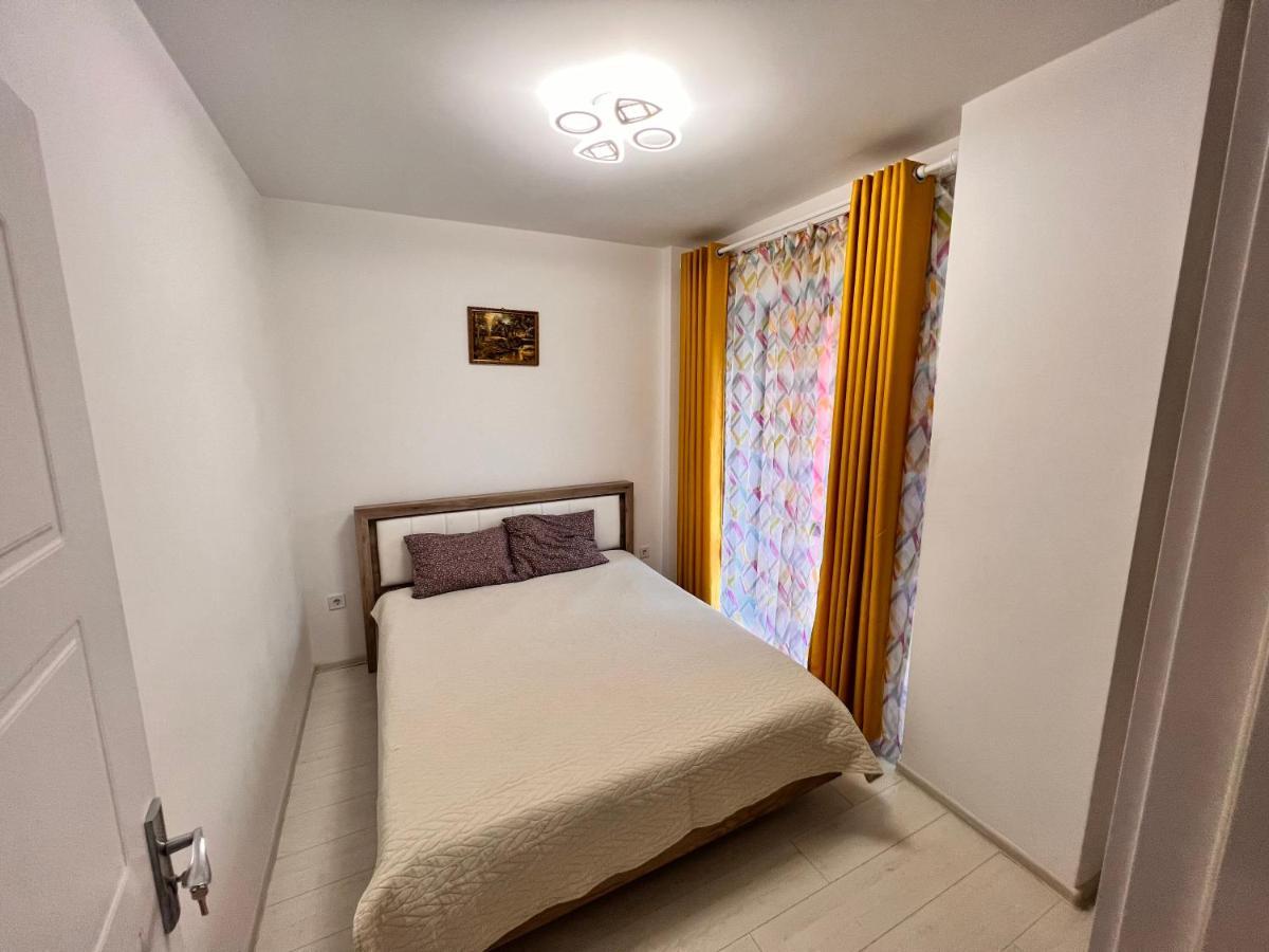 2 Rooms Apartment Airy & Bright Relax Iasi Extérieur photo